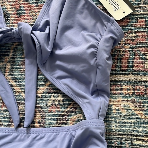 ⚡️Dippin Daisy's Tie-Front One-Piece Swimsuit Size Large - Picture 8 of 14
